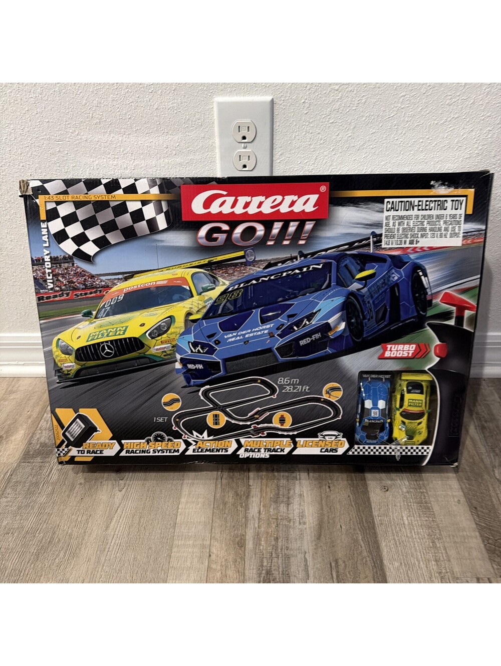 Carrera GO!!! 1:43 62522 Victory Lane Electric Powered Slot Car Racing Set